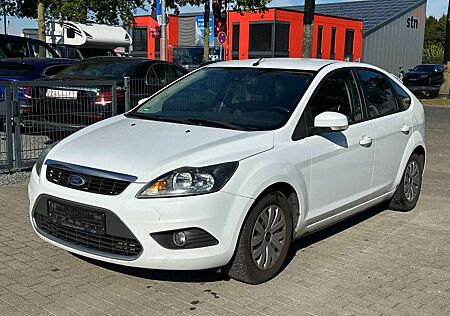 Ford Focus Titanium 1.6 Klimaauto AHK Sitzhzg