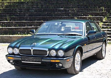 Jaguar XJ Executive 3 Jahre Garantie Ausnahmefahrzeug