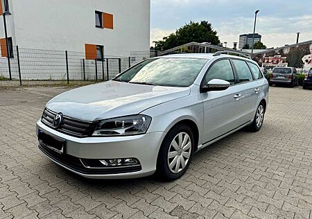 VW Passat Variant Volkswagen Trendline BlueMotion