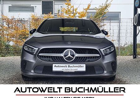 Mercedes-Benz A 220 d AUTO,MULTIBEAM,MBUX,KAMERA,BURMESTER,ACC Klima