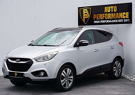 Hyundai ix35 Aut. AWD Xenon~Leder~Navi~PANO~4xSHZ~Kamera