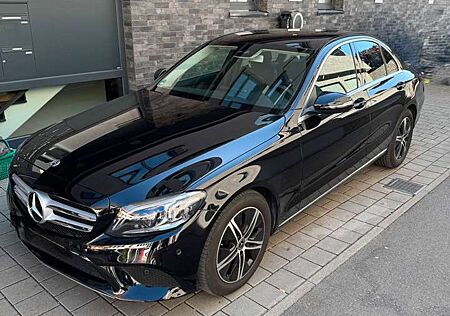 Mercedes-Benz C 180 9G-TRONIC Avantgarde Sommer/Winterreifen