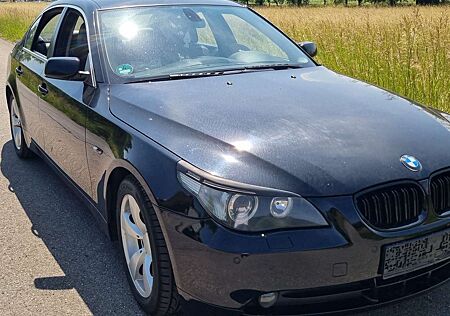 BMW 523i 523
