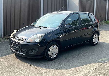 Ford Fiesta Style KLIMA TÜV WENIG KM EL.FENSTER EL.WEGF