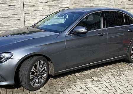 Mercedes-Benz E 400 d 4Matic 9G-TRONIC Avantgarde *Pano*360*Totwinkel*