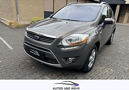 Ford Kuga Titanium Klima Xenon Einparkhilfe