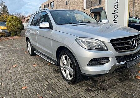 Mercedes-Benz ML 350 CDI BlueTec V6 Leder / Multimedia 150TKM