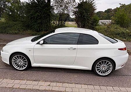 Alfa Romeo GT 2.0 JTS Selespeed Distinctive