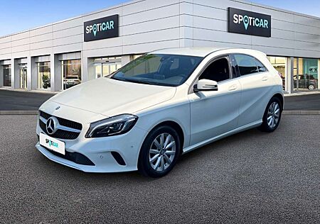 Mercedes-Benz A 180 Style Navi Kamera Sitzheizung