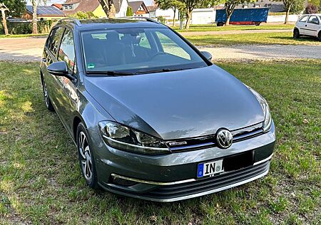VW Golf Variant Volkswagen Golf VII (7.5) 1.5 TSI DSG Variant