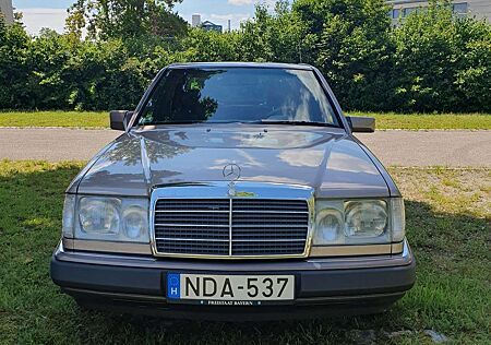 Mercedes-Benz E 250 W124 / E250D / 2.Hand