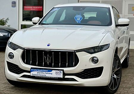 Maserati Levante 3.0 Diesel*ALLRAD*Navi*ACC*CarPlay*Kamer