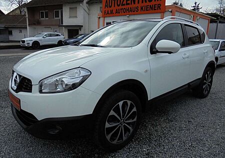 Nissan Qashqai I-Way Allrad*AHK*PanoD*Navi*Kamera*Sitzh