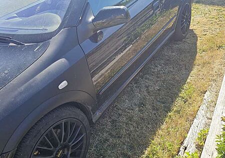 Opel Astra 1.8 16V Coupe