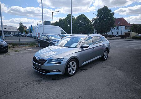 Skoda Superb Style AHK Bordcomputer Klimaautomatik