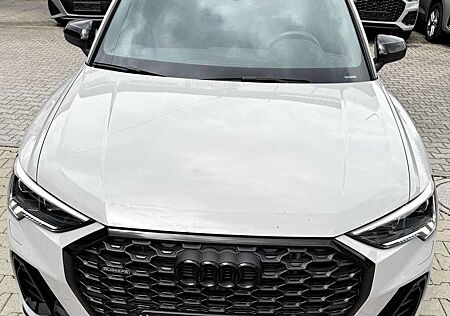 Audi Q3 Sportback 40 TFSI quattro Sline,PorscheKreide