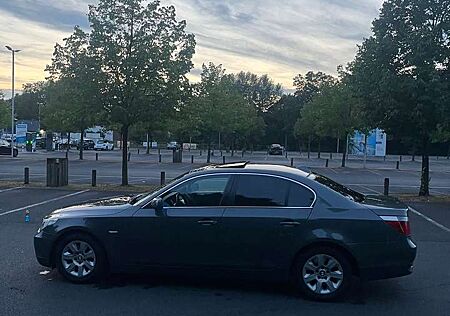 BMW 520i 520