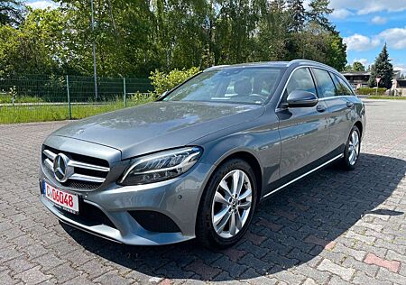 Mercedes-Benz C 180 T Autom. NAVI LED KAMERA
