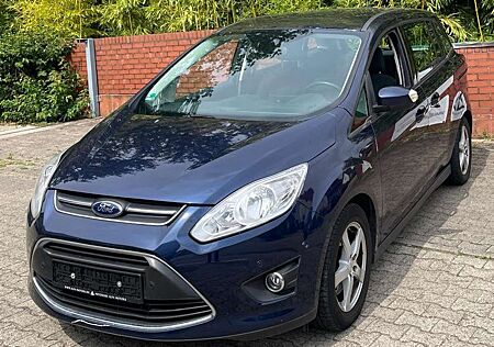 Ford Grand C-Max Sync Edition / Scheckheft / 8 Fach bereift / AHK