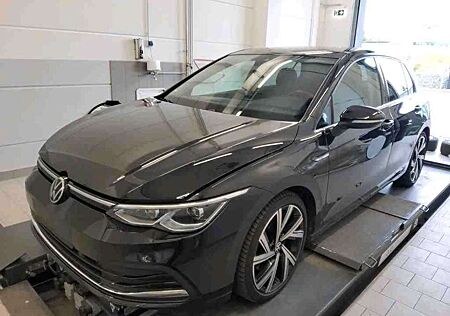 VW Golf Volkswagen VIII Lim. Style2.0TSI LED Navi SHZ ACC AHK