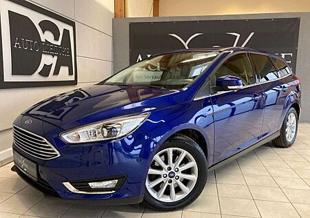 Ford Focus Turnier Titanium/Navi/PDC/Freispr./Klimaa.