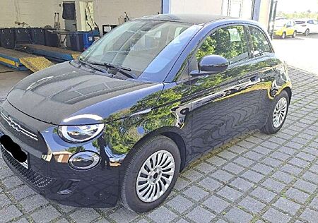Fiat 500 MY23 Elektro Klimaautomatik