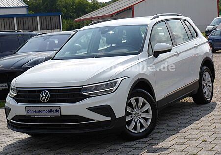VW Tiguan Volkswagen 1.Hand/nur 18.000km/unfallfrei/ACC/LED
