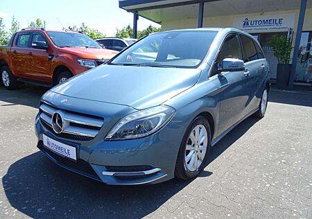 Mercedes-Benz B 200 SPORT-PAKET LED BI-XENON NAVI KAMERA SHZ