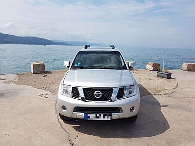 Nissan Pathfinder 2.5 dCi Aut. LE 4WD *top gepflegt