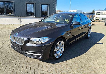 BMW 520 i,LEDER,HEADUP DISPLAY,KLIMA,NAVI,ALU