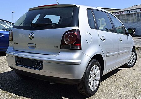 VW Polo Volkswagen /ALU/KLIMA/BC/SCHECKHEFT/1HAND/4EFH/8FACH/UNITED