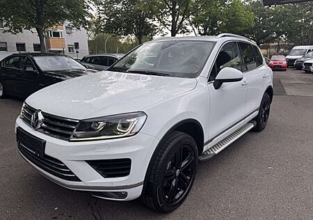 VW Touareg Volkswagen V6 TDI BMT Executive Edition **1.HAND**