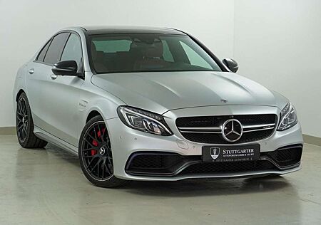 Mercedes-Benz C 63 AMG Carbon Distr MATT Perf-Abgas Pano 360