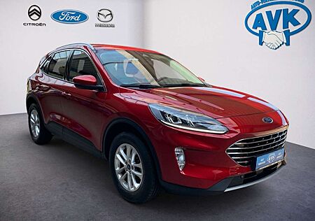 Ford Kuga Plug-In Hybrid Titanium, AHK