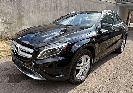 Mercedes-Benz GLA 200 CDI 4Matic Urban *Navi/R-Kamera*