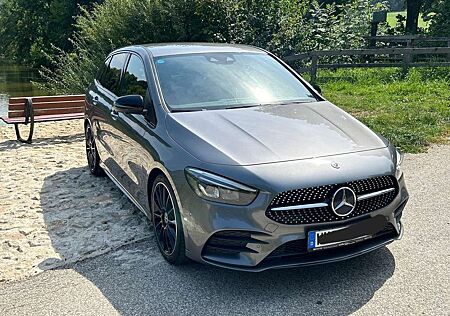 Mercedes-Benz B 250 4Matic Amg line 360kam Anhäng