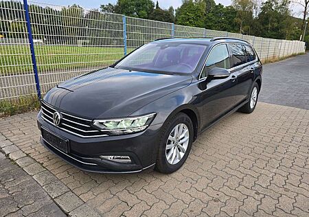 VW Passat Variant Volkswagen 2.0 TDI DSG Business °PANO°AHK°