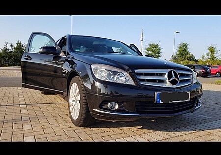 Mercedes-Benz C 180 Kompressor Automatik BlueEFFICIENCY Elegance