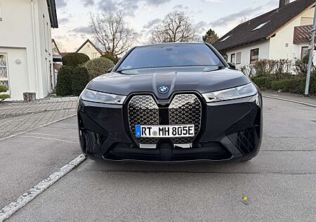 BMW iX xDrive40 Edition Garantie bis 11/2028