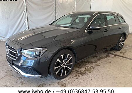 Mercedes-Benz E 300 de Multibeam Distronic+ Burmester Kam +++