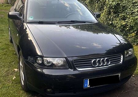 Audi A3 1.6 Attraction