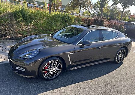 Porsche Panamera Turbo PDK 500PS ! TOP