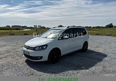 VW Touran Volkswagen Comfortline-7.Sitze-Kamara-Panorama-Xenon