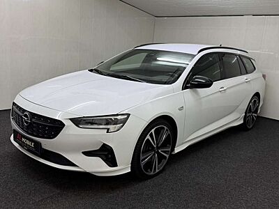 Opel Insignia Ultimate 4x4 2.0 CDTI LED*HUD*BOSE*SHZ*ACC*MEMO*RFK
