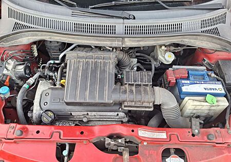 Suzuki Swift 1.3 Club