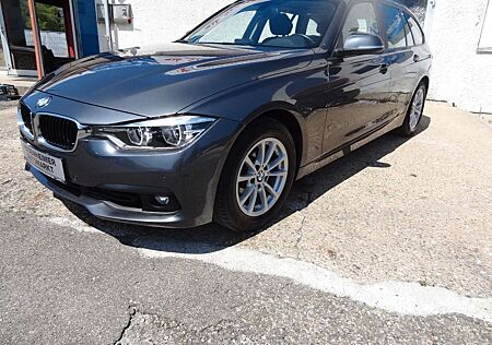 BMW 318 i/2.Hd/Pano/AHK/Navi/SitzH/Automatik/PDC/