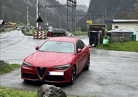 Alfa Romeo Giulia Q4 Veloce limitierte Club edition