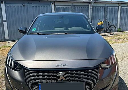 Peugeot 208 PureTech 130 EAT8 GT