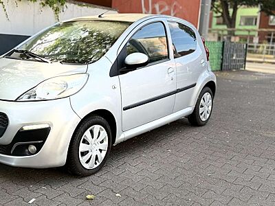Peugeot 107 Active 5 Trg. Klima Allwetter ZV FUNK TÜV 12:27