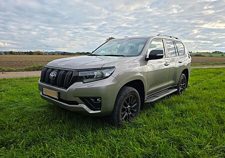 Toyota Land Cruiser Executive TEC